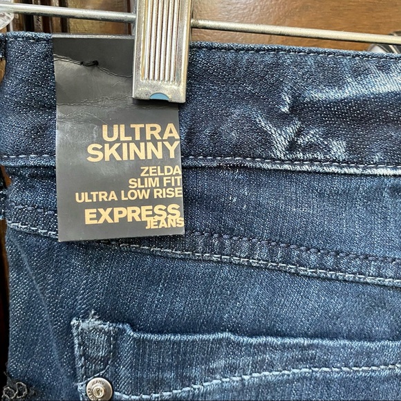 Express Low Rise Lace Skinny Jeans | 4 - Picture 5 of 9
